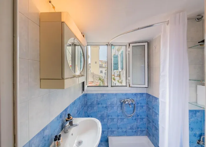 Mitropoleos Apartamento