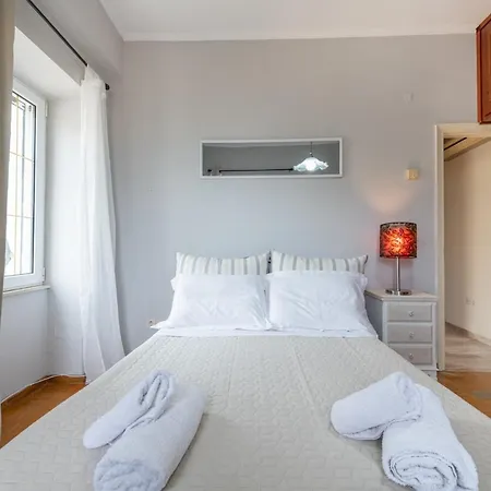 Apartament Mitropoleos